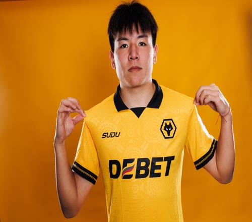 英超双杰悄,然竞逐塞门,红军暗中筹,博鱼体育官网,博鱼体育官网全球信赖,博鱼体育官网在线娱乐平台